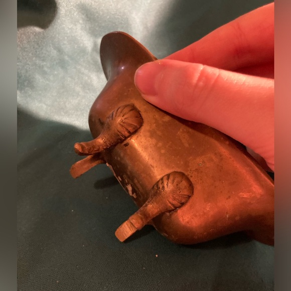 Vintage Eclectic Brass India Bathtub Figure - Decor - Picture 2 of 11